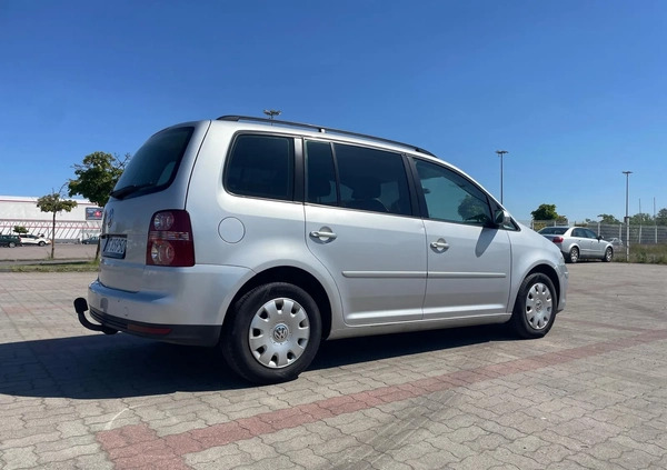 Volkswagen Touran cena 12900 przebieg: 234000, rok produkcji 2007 z Słupsk małe 121